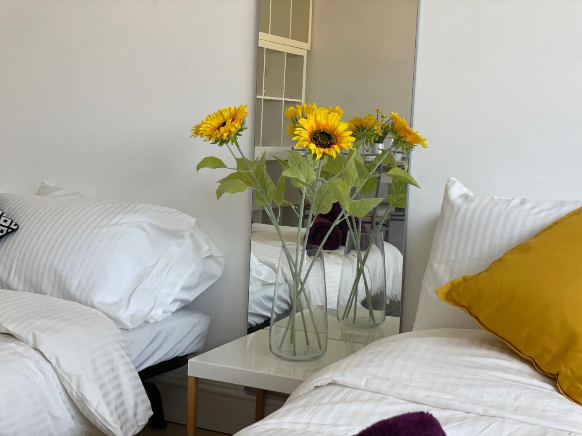 Holiday Home Fulham Лондон Экстерьер фото