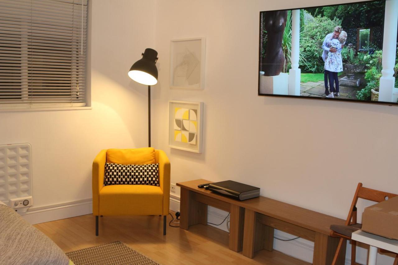 Holiday Home Fulham Лондон Экстерьер фото